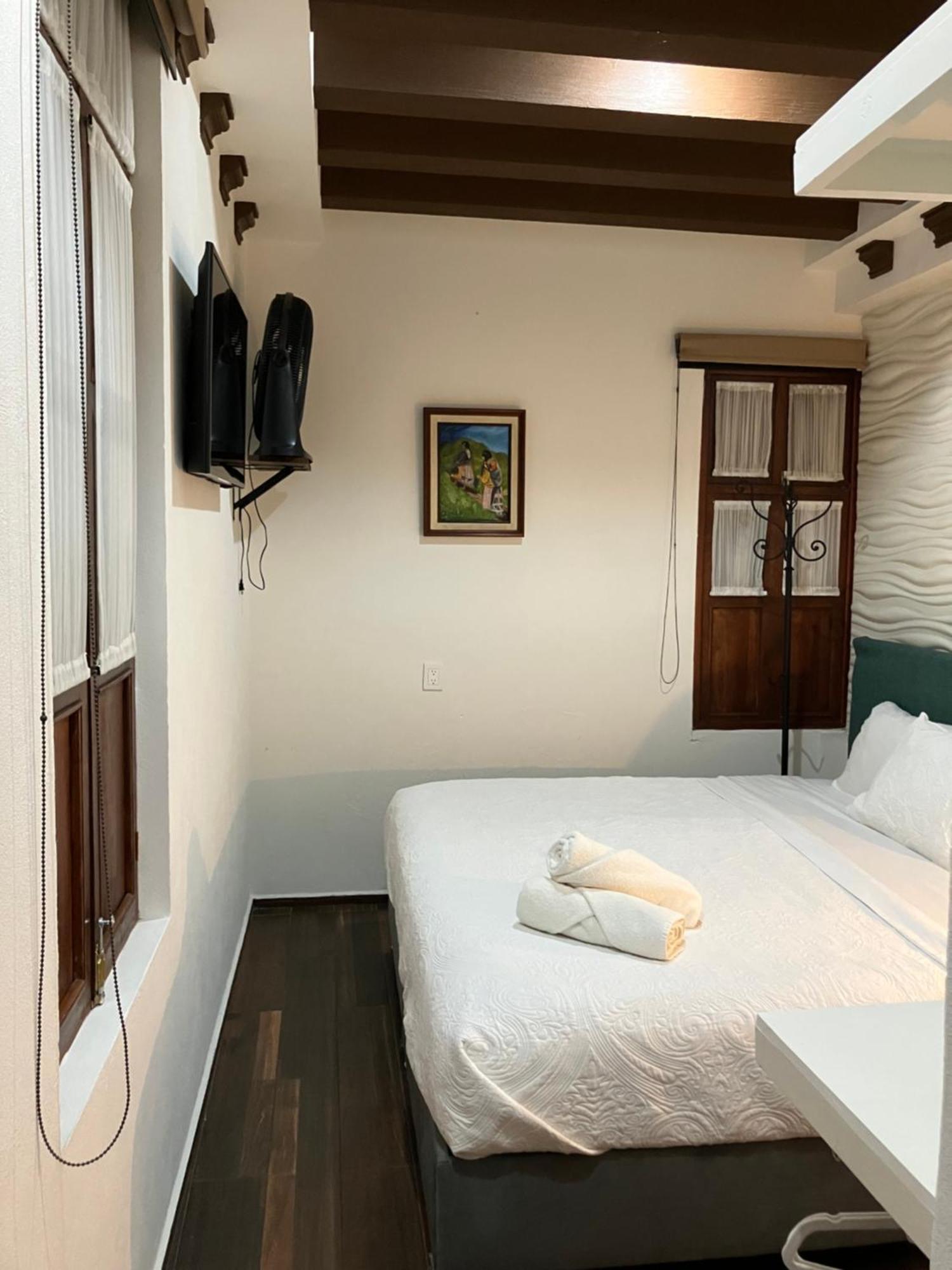 Casa De Los Remedios มอเรเลีย ภายนอก รูปภาพ